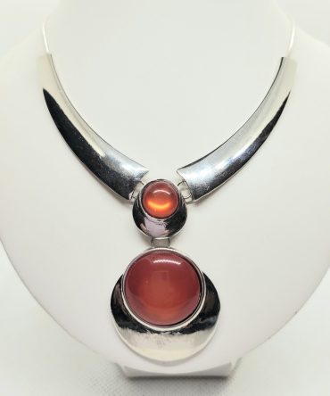Circle red silver necklace