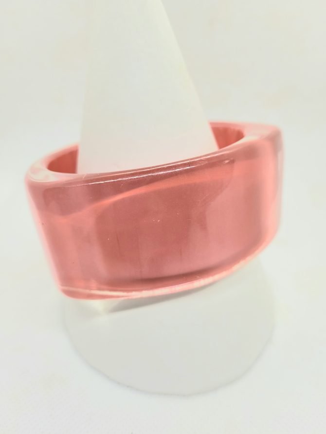 Chunky pink bangle