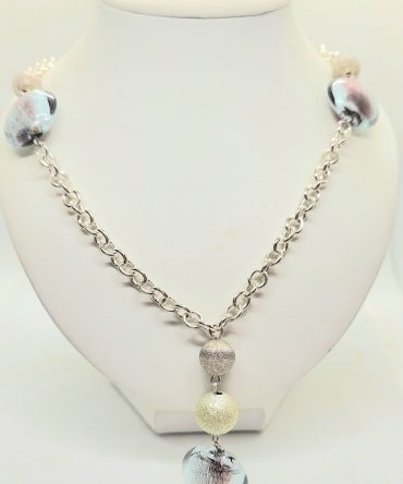 Glass drop necklace