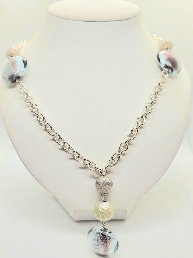 Glass drop necklace