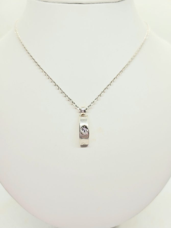 Small sparkle necklace